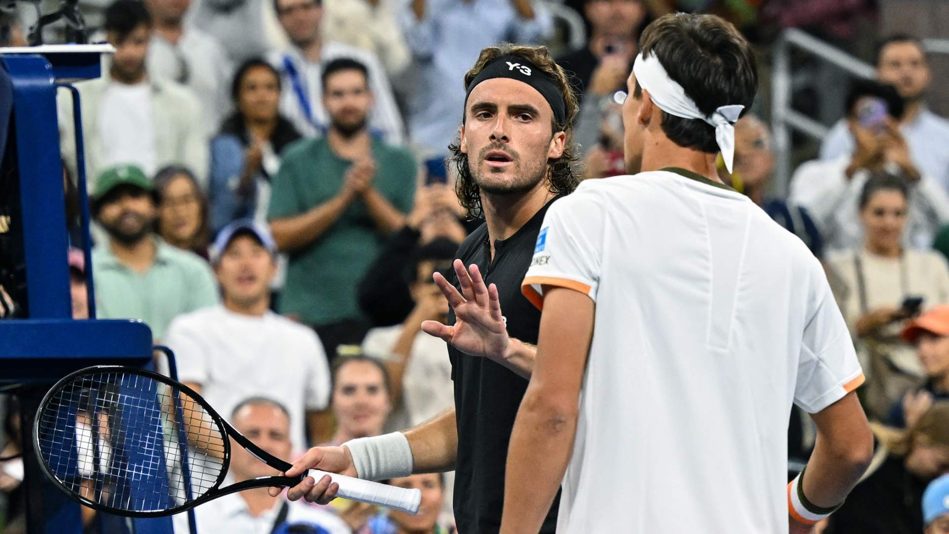 年终总决赛逆转拉沃尔杯，西西帕斯扛起全队