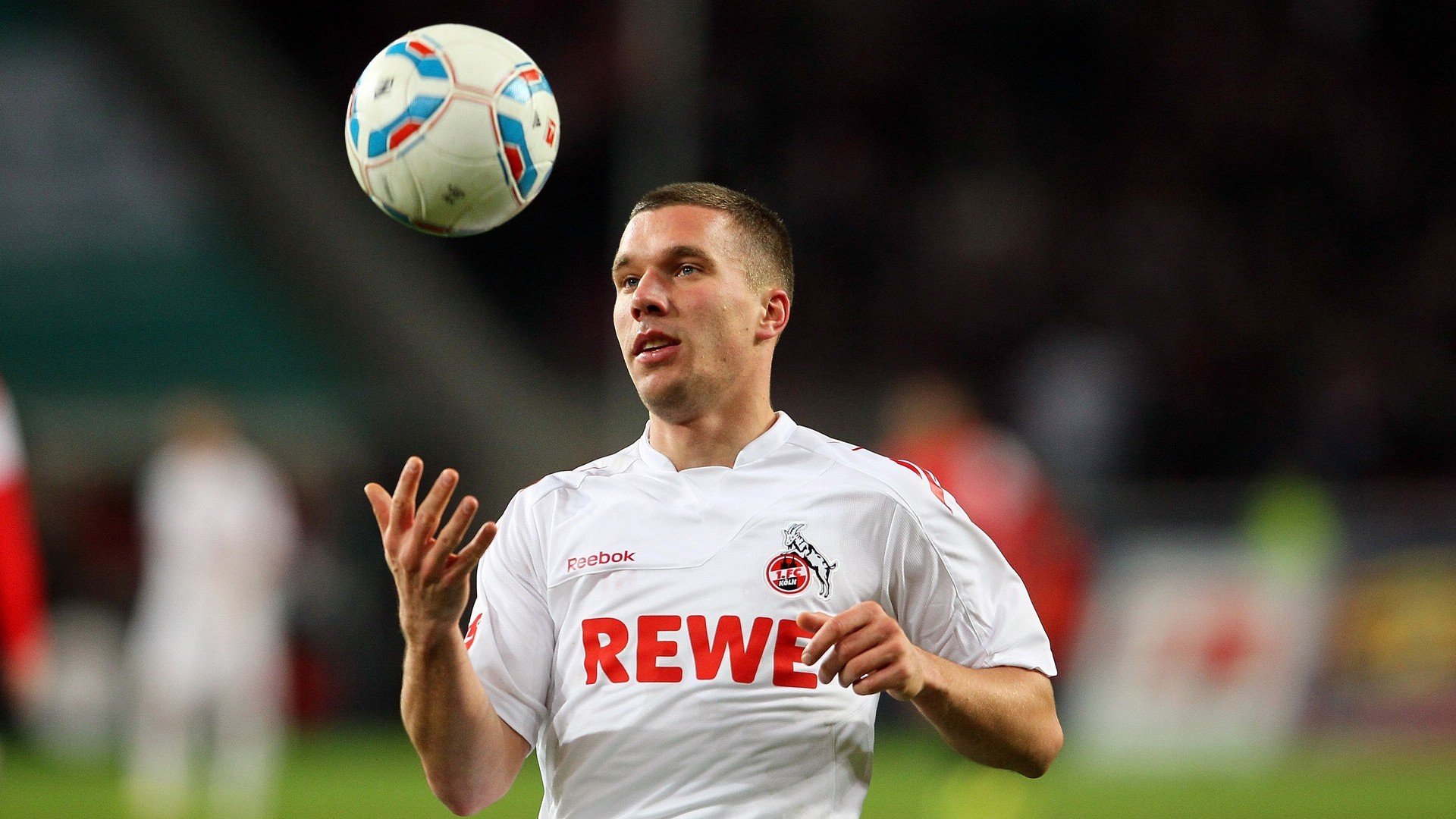 马德里竞技粉碎智利，阿什拉夫的叛逃者之歌如何撕裂美洲杯